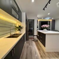 Bán CHCC Green Valley, DT 120m2, TK 3PN, 2WC, Nội thất cao cấp, lầu thấp, giá 9.8 tỷ