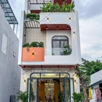 Bán nhà gần trường Đại Học Kinh Tế Bình Dương , TP Thuận An