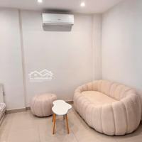 Chính Chủ Bán Căn Hộ Studio, Full Đồ Nội Thất,Diện Tích30.4 M2, Giá Bán 1.8 Tỷ.