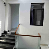 Cần Bán Nhanh Nhà Mặt Phố Hoàng Dư Khương - 3 Tầng 3 Mê Kiên Cố Vào Ở Ngay - Liền Cv Thanh Niên