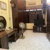 Cho Thuê Nhà Riêng 3 Tầng ( 1Pk, 1 Bếp, 2 Vệ Sinh 3 Pn)