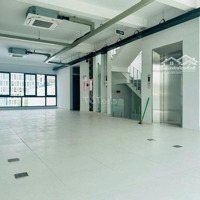 Tòa Nhà Cho Thuêmặt Tiềnnguyễn Trọng Tuyển. Dt: 8X20M. 1 Hầm 5 Tầng Nổi. Sàn Suốt.. Giá 80 Triệu/ Tháng.