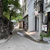 Còn duy nhất 1 căn đẹp số 1 Phụng Châu Chương Mỹ 2.5 tỷ ngay ĐHTDTT 4 tầng.2.5 tỷ.Về ở ngay