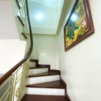 Siêu phẩm. Bán nhà Nguyễn Viết Xuân, Thanh Xuân. 40m2 x 5 Tầng. MT 4.2m. NỞ HẬU. Hơn 9 tỷ.