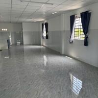 Nhà mới mặt tiền cạnh đại học FPT