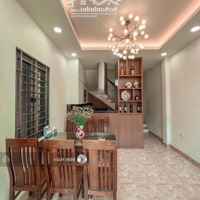 Cho Thuê Nhà Khương Trung Thanh Xuândiện Tích45Mx 3T Đầy Đủ Nội Thất Ở Nhóm ,Ở Gia Đình Vô Tư Giá 14 Triệu