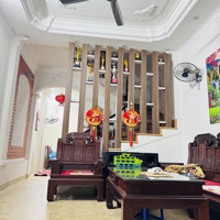 Bán Nhà Nguyễn Văn Cừ, Ngọc Lâm, 65M2 Diện Tích Rộng 2 Thoáng 8,95Tỷ
