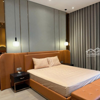 Bán Căn Hộ Cao Cấp The Marq 146M2, 4 Phòng Ngủ Có Thang Máy Riêng, Tặng Ntcc Ngay Quận 1
