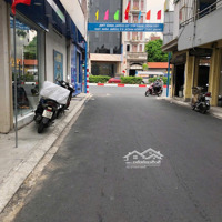Chính Chủ Bán Nhàhẽm Xe Hơi652/ Cộng Hoà