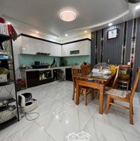 Bán Căn Nhà 4 Tầng Lô Góc 3 Mặt Thoáng Tại Chợ Lũng Hoa, Cách Đường Chính Vài Bước Chân