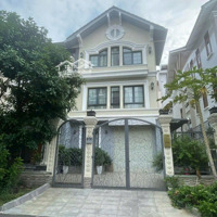 Cho Thuê Biệt Thự Đơn Lập Khu Cảnh Đồi, Nam Long, Phú Mỹ Hưng, Q7.