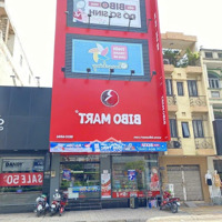 Cho Thuê 3 Căn Nhà Liền Kề Ngay Góc 2 Mặt Tiền Đường Nguyễn Chí Thanh, Quận 5 Ngay Khúc Sầm Uất