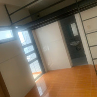 Cho Thuê Phòng Trọ 1 Phòng Ngủ 25M2, 5,3 Triệu, View Đẹp Tại Lạc Long Quân, Tân Bình, Hcm