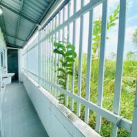 CHO THUÊ NHÀ LẦU SÂN RỘNG KDC HỒNG LOAN ĐỐI DIỆN BẾN XE MỚI CẦN THƠ