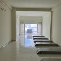 Mặt Tiền 4,5X17M 3 Lầu Suốt, Làm Showroom, Vp, Cty Studio Giá 27 Triệu/Tháng