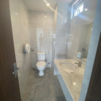 Cho Thuê Nhà Mặt Phố Trần Thái Tông Diện Tích 200M2 Giá Chỉ 35 Triệu Phù Hợp Văn Phòng