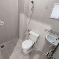 Chính Chủ Phòng Vừa Làm Mới (100% Riêng Biệt, 15M2), Cửa Sổ, Ánh Sáng Trời, Khu Lê Văn Sỹ, Quận 3