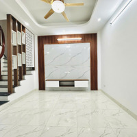 Cơ Hội Sở Hữu Nhà Đẹp Thạch Bàn Ô Tô Đỗ Cửa, Vị Trí Đắc Địa, Sổ Đỏ Giá Chỉ 5.1 Tỷ, 5 Tầng