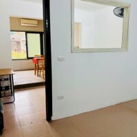 Cho thuê nhà Tập thể tầng 5 Giải Phóng 55m2, 2 ngủ, 7 Triệu