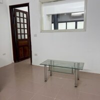 Cho thuê nhà Tập thể tầng 5 Giải Phóng 55m2, 2 ngủ, 7 Triệu