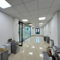 Cho Thuê Sàn Văn Phòng 110M2 Tại Dương Nội, Mặt Sàn Đã Ngăn 2 Phòng Làm Việc, Vp Như Ảnh