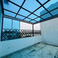 Hàng Hiếm, Ngõ Ô Tô, View Hồ, Thang Máy. Định Công Hạ 30M2, 6,95 Tỷ