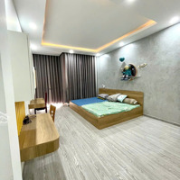 Giảm Mạnh 500 Triệu Bán Nhanh Trong Tuần Gần Rạch Xuyên Tâm 4Tầng 7Pnhẽm Xe Hơi7 Chỗ Bùi Đình Tuý P12
