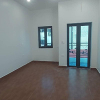 Hoàng Quốc Việt - Cầu Giấy - Lô Góc Nhà Đẹp Ở Ngay, 40M, 4 Tầng,Mặt Tiền4.6M, Giá Bán 7.8 Tỷ