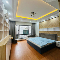 Bán Nhà Phố Cầu Giấy - Vị Trí Đẹp, Nhà Ở Thoáng Mát -Diện Tích40Mx5T - Nhỉnh 8 Tỷ