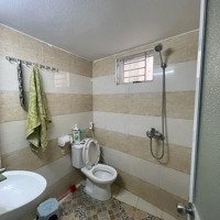 Kim Hoa, Đống Đa.diện Tích27/30M2 X 3 Tầng,Mặt Tiền6,3M, Giá Bán 5,25 Tỷ. Ngõ Ba Gác, 100M Ra Ô Tô.