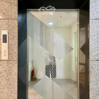 Bán Nhà Mặt Phố Kim Mã 32M2, Mặt Tiền 4.6M. 18.8 Tỷ