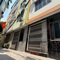 Hiếm! Nhà Trần Cung Ngõ To, Thẳng, Trước Nhà 4M, Gần Phố 30M2 X6T, Giá Rẻ Nhất Kv