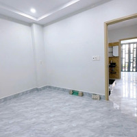 Nhà Đẹp 3 Tầng 3 Pn - 53,7 M2 (4,07 X 13M) - Đoàn Văn Bơ. 5,5 Tỷ