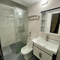 Cho Thuê Nhà Nguyên Căn 40M2 X 3 Tầng, 1 Tum, Mặt Tiền 5M,Sát Ngã Tư Sở, Đối Diện Royal City