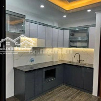 Cho Thuê Ngõ 12 Đào Tần Ba Đình 45M,7T Nhà Mới Thông Sàn Tm Cuối Đh Đầy Đủ Ngõ Oto Tránh Giá 45 Triệu
