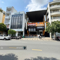 Mặt Tiền Lê Lai Quận 1.Diện Tích13 X 33M - Nở Hậu 18M = 500M2. 2 Tầng - Hđt 500 Triệu. Giá Bán 250 Tỷ