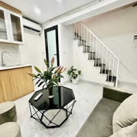 Đê Tô Hoàng, Hai Bà Trưng.diện Tích14/18M2 X 4 Tầng,Mặt Tiền4M, Giá Bán 2,8 Tỷ. Nhà Đẹp, Đầy Đủ Nội Thất.