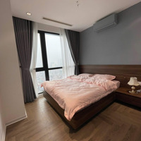 Chính Chủ Bán Gấp Căn Hộ 2 Phòng Ngủsky Central 176 Định Công 4,8X Tỷ