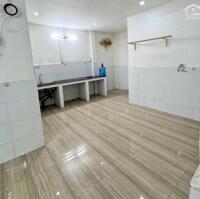 Ngang khủng 6m, Quang Trung Gò Vấp, 67m2, Chỉ nhỉnh 4 Tỉ, 2 Tầng, Mua Ở hoặc cho THUÊ
