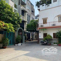 Căn Nhà Bán Gấp Đáng Mua Nhất Q5 82M2(7,6X11) Hẻm Xe Hơi