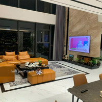 Hiếm! Duy Nhất Căn Hộ Duplex 240M2 Toà E4 Yên Hoà, Sẵn 5 Phòng Ngủ. Hướng Đông Nam View Liền Kề Đẹp