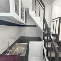 Hơn 1 tỷ có nhà mới 3 tầng Trần Văn Quang, sổ hồng vuông