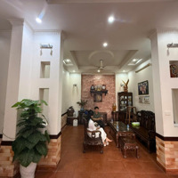 Chính Chủ Cấn Bán Nhà Tập Thể Tầng 1 Kinh Doanh Buôn Bán Sổ 110M2, Giá Chỉ 12,8 Tỷ Tại Cầu Giấy
