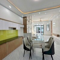 NHÀ CẤP 4 – DIỆN TÍCH 100m² – SHR, THỔ CƯ 100%
