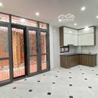 Nhà Phân Lô Liễu Giai - Văn Cao Cần Cho Thuê Gấp,Diện Tích65M2 X 5 Tầng, Ô Tô Đỗ Cửa. Gía 20 Triệu/Th