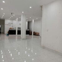Cho thuê nhà mặt tiền đường 30/4 ngay ngã 3 quang trung dài 30m giá 20 triệu