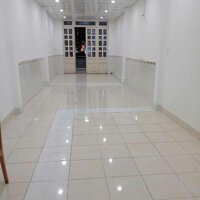Cho thuê nhà mặt tiền đường 30/4 ngay ngã 3 quang trung dài 30m giá 20 triệu