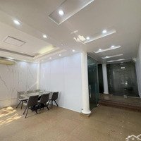Cho Thuê Biệt Thự Vườn Đào, Đường Lạc Long Quân, Tây Hồ.diện Tích165M2, 4,5 Tầng,Mặt Tiền8M, Giá Thuê 55 Triệu