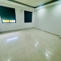 Cho Thuê Nhà Nguyên Căn Đường Phạm Hùng. Dt: 5X20M, Hầm, 3 Lầu, 7 Phòng . 25 Triệu/Tháng