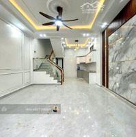 Bán Nhà 4 Tầng Ngô Gia Tự (Còn Lô Góc Cực Đẹp).
Diện Tích 45M², Mặt Tiền 4M6.